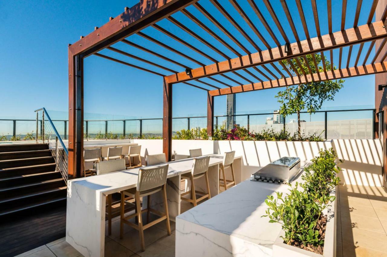 Aparthotel Fv By Peppers Brisbane Exterior foto Rooftop terrace
