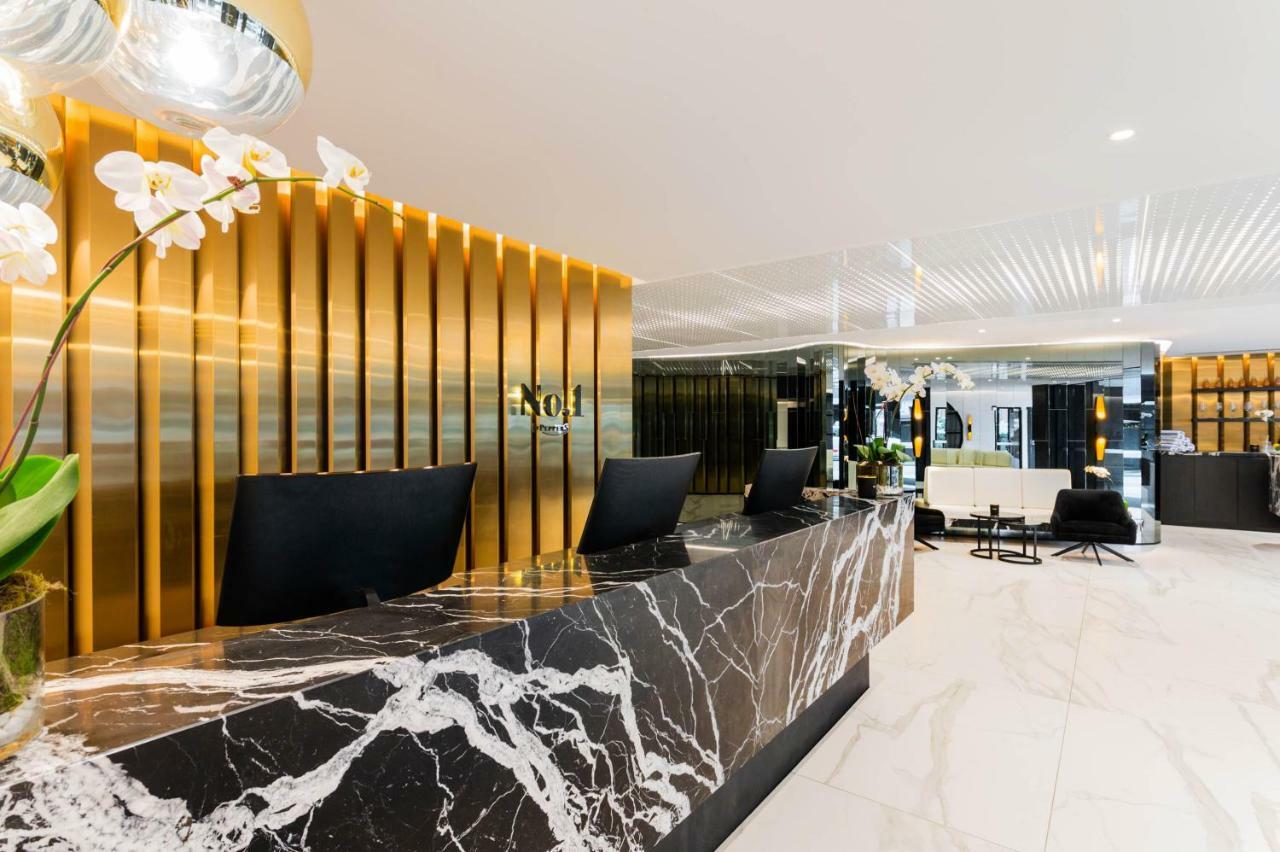 Aparthotel Fv By Peppers Brisbane Exterior foto The lobby of the hotel