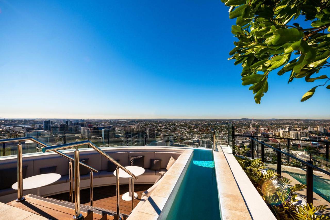 Aparthotel Fv By Peppers Brisbane Exterior foto Skyline pool